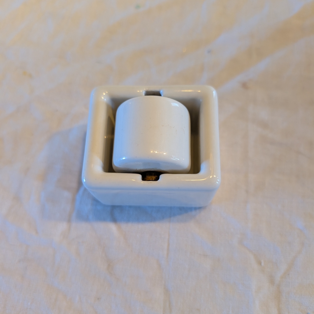 2/20$ Vintage Stamp Mositener